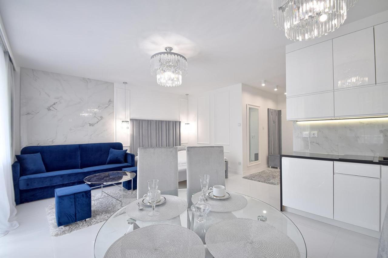 Crystal Apartament 80M Od Plazy, Przy Latarni Morskiej Колобжег Екстериор снимка